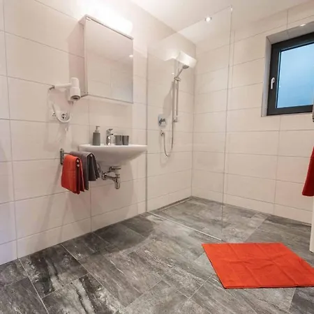 Alpenland - Schönes, Neues *